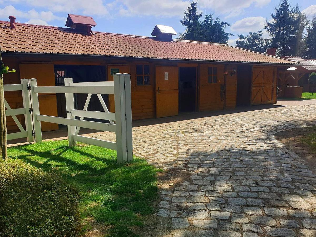 Osrodek Agroturystyczny Zacisze Villa Giewartów Kültér fotó